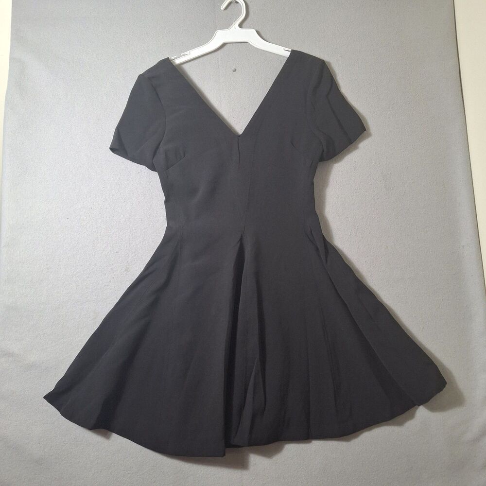 Karlie Black Fit & Flare Mini Dress Womens  Small Short Sleeve V-Neck Skater LBD